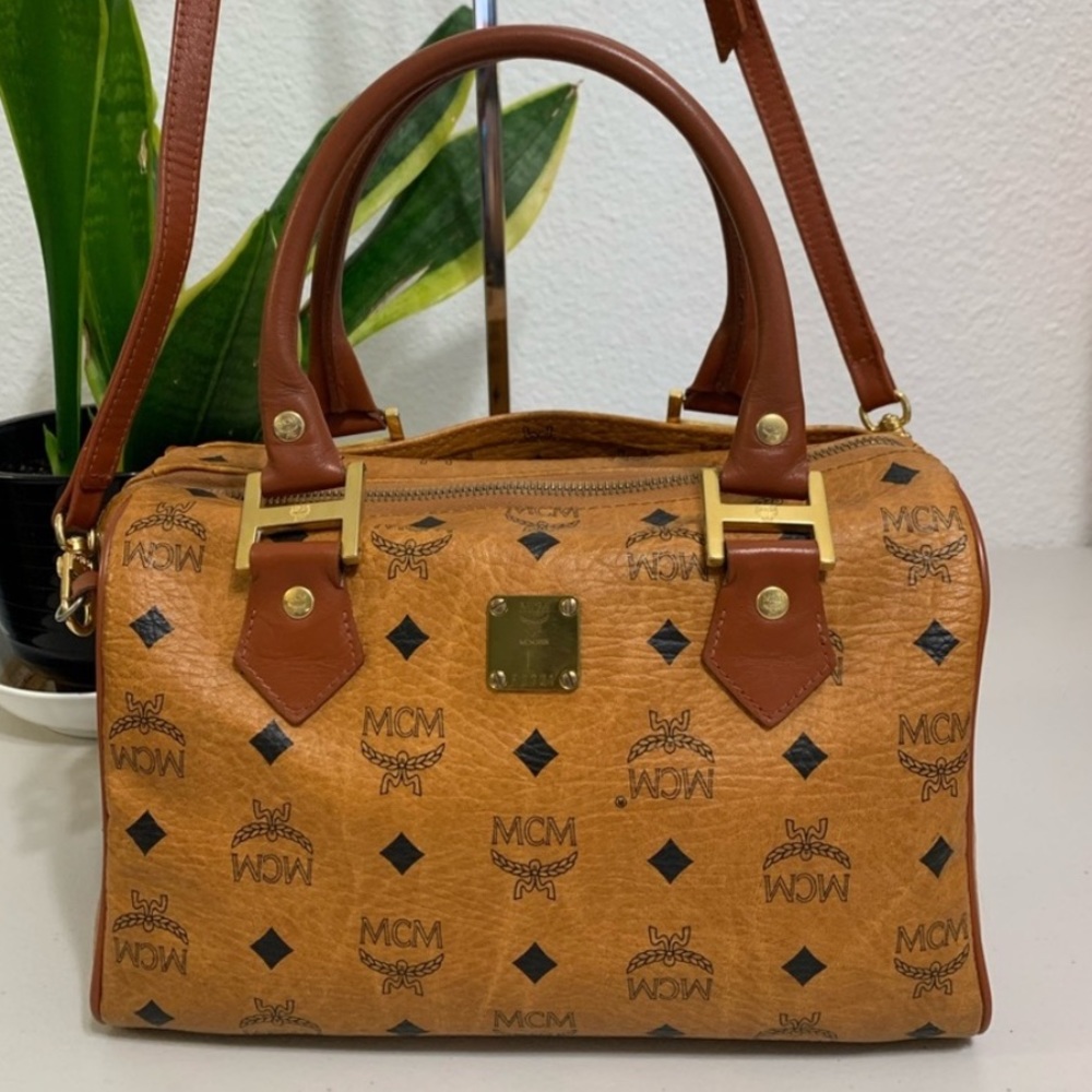 MCM Authentic bag. Purchased from @hope_tc